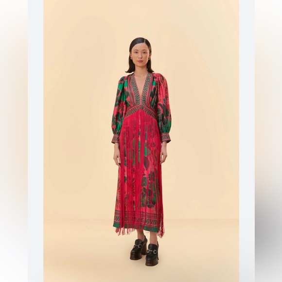 RARE FarmRio Blush Floral Yard Fringe Maxi Dress NWOT M - Picture 1 of 10